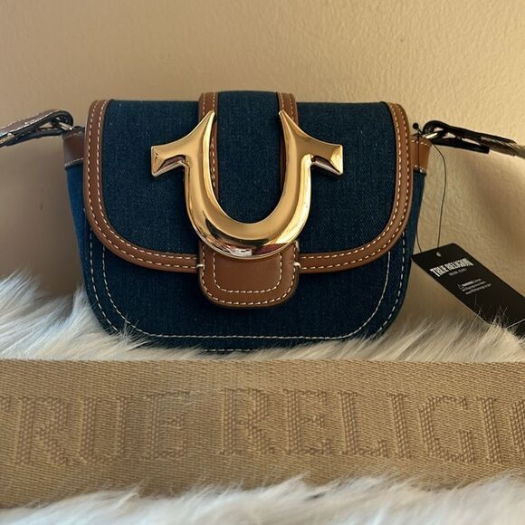 NWT True Religion Crossbody Bag Mini Flap Adjustable bag with Horseshoe Logo - Picture 1 of 13